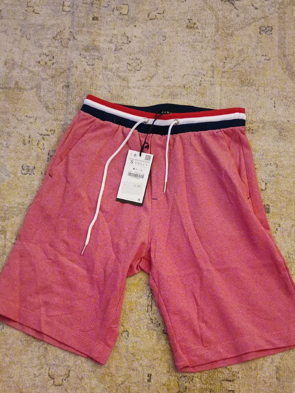 Zara pink tag-detail skirt